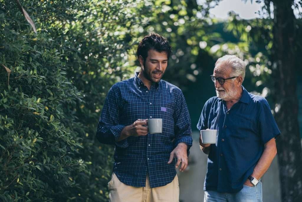 EnvisionMindcare-329854-Walk-Greenery-Adults-Image1