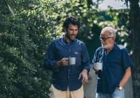 EnvisionMindcare-329854-Walk-Greenery-Adults-Image1