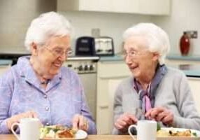 Healthy-Eating-Seniors-Image1